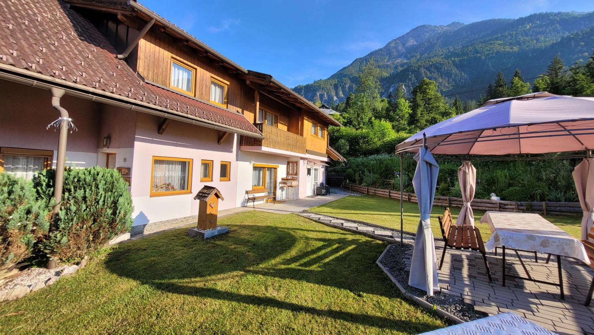 Haus Sunshine Lägenhet Hermagor-Pressegger See Exteriör bild